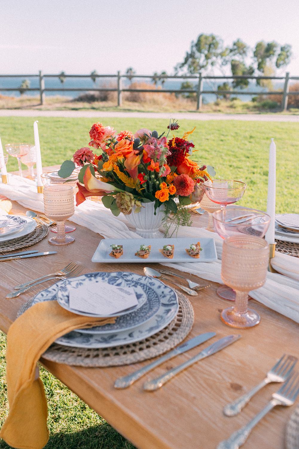 Sample wedding table setting